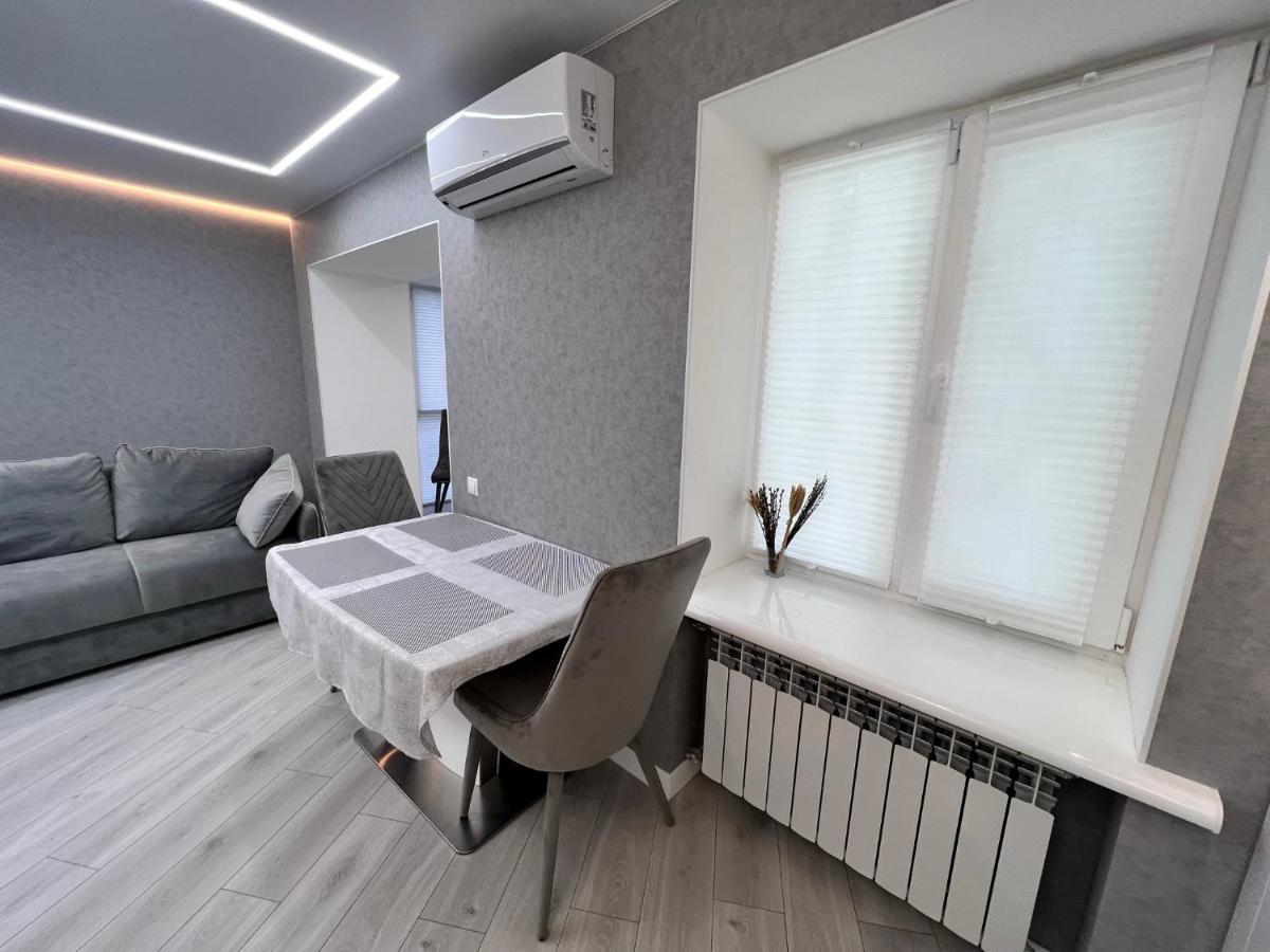 Modern Gagarina Avenue Apartment Dnipro Exterior photo